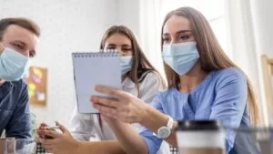 Reestructuración de becas salud Argentina
