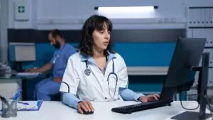 Crisis en los hospitales estadounidenses a causa del fallo informático global de CrowdStrike 17 Crisis en los hospitales estadounidenses a causa del fallo informático global de CrowdStrike