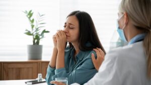 Asociación de Salud Mental exige protección de la salud mental del personal sanitario tras aumento de suicidios 20 Asociación de Salud Mental exige protección de la salud mental del personal sanitario tras aumento de suicidios