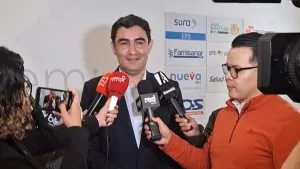 ACEMI advierte déficit de $5.9 billones en el sistema de salud para cerrar 2024 y un potencial desfinanciamiento del PGN 2025 4 ACEMI advierte déficit de $5.9 billones en el sistema de salud para cerrar 2024 y un potencial desfinanciamiento del PGN 2025