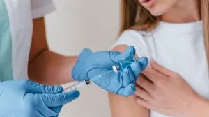 Bogotá registró un aumento histórico en la vacunación contra el VPH: 9,6 puntos porcentuales más en 2024 20 Bogotá registró un aumento histórico en la vacunación contra el VPH 9,6 puntos porcentuales más en 2024
