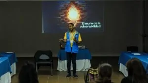 Medellín capacita a líderes comunitarios en salud reproductiva y vida saludable 4 Medellín capacita a líderes comunitarios en salud reproductiva y vida saludable