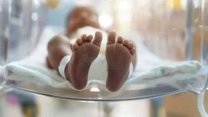 Tasa de nacimientos cae un 15,2 % mientras crecen las muertes por infecciones intestinales y respiratorias: DANE