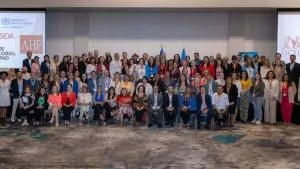 OPS comprometida con la erradicación del VIH y la tuberculosis 10 OPS sostuvo encuentro centrado en tuberculosis y VIH con países de la región